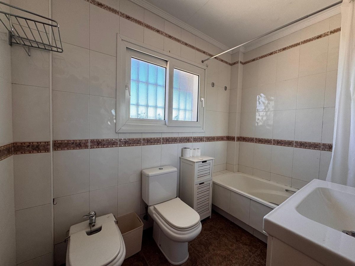 4 Bed Townhouse for sale in Estepona Costa Del Sol, Málaga, Spain