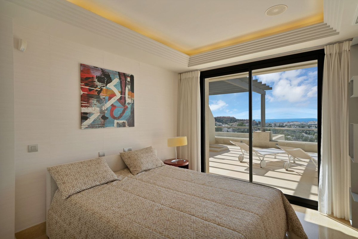 3 Bed Apartment for sale in Nueva Andalucía Costa Del Sol, Málaga, Spain