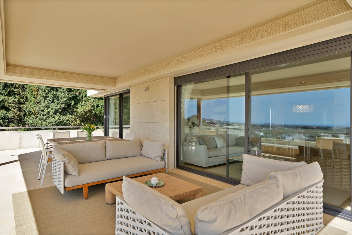 3 Bed Apartment for sale in Nueva Andalucía Costa Del Sol, Málaga, Spain