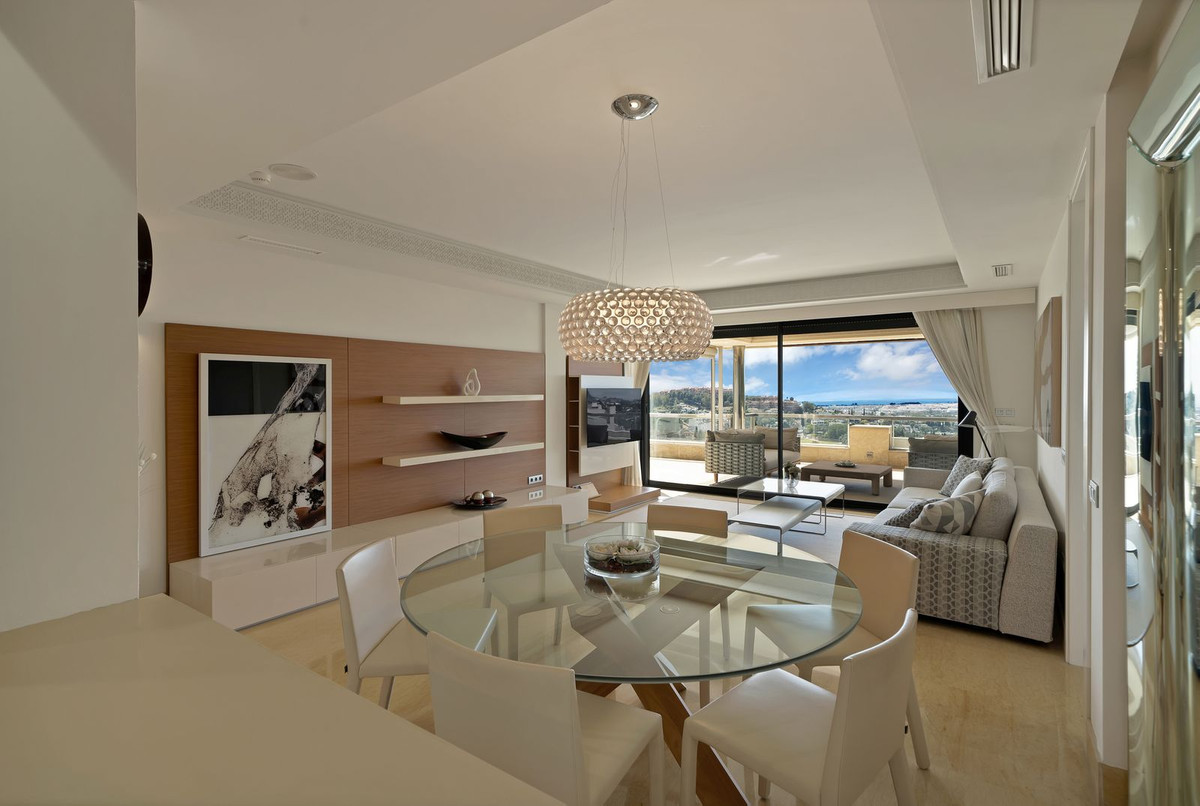 3 Bed Apartment for sale in Nueva Andalucía Costa Del Sol, Málaga, Spain