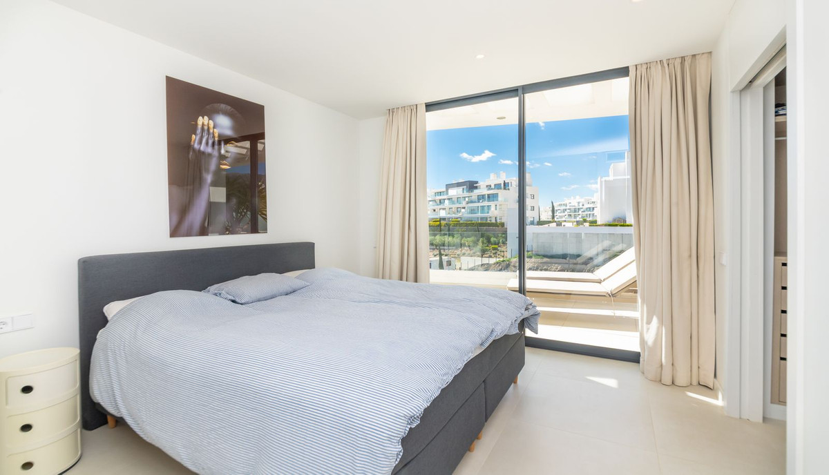 3 Bed Apartment for sale in Fuengirola Costa Del Sol, Málaga, Spain