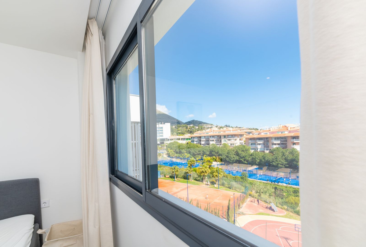 3 Bed Apartment for sale in Fuengirola Costa Del Sol, Málaga, Spain