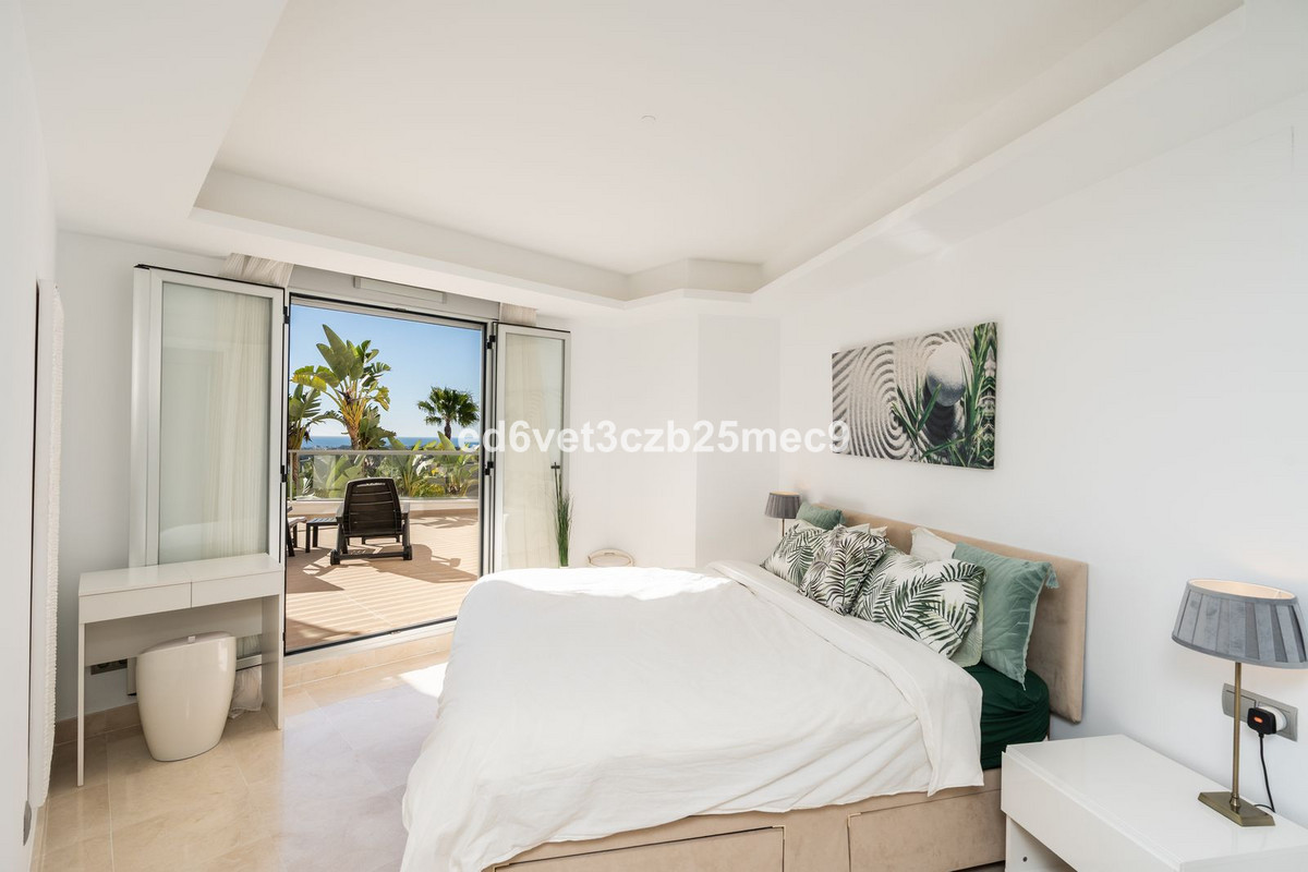 3 Bed Apartment for sale in Los Arqueros Costa Del Sol, Málaga, Spain