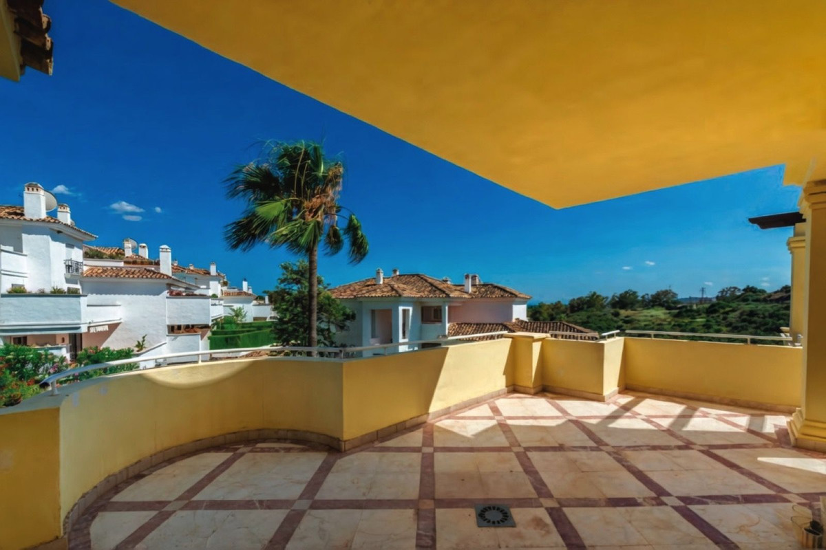 2 Bed Apartment for sale in Casares Playa Costa Del Sol, Málaga, Spain