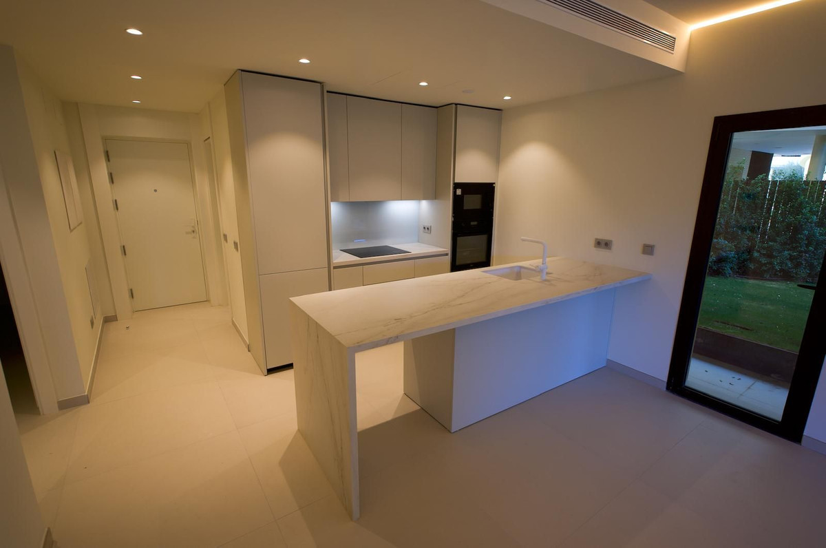 2 Bed Apartment for sale in Higueron Costa Del Sol, Málaga, Spain