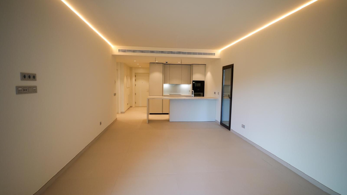 2 Bed Apartment for sale in Higueron Costa Del Sol, Málaga, Spain