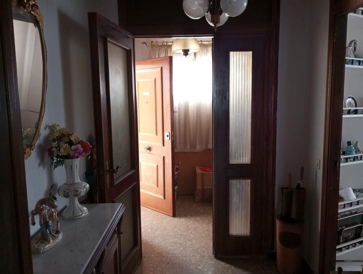 3 Bed Apartment for sale in Marbella Costa Del Sol, Málaga, Spain