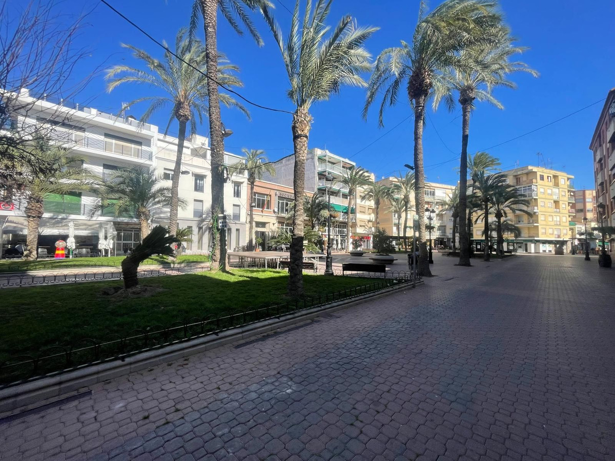 Se vende Pareada de 4 dormitorios en Costa Blanca, Alicante, España