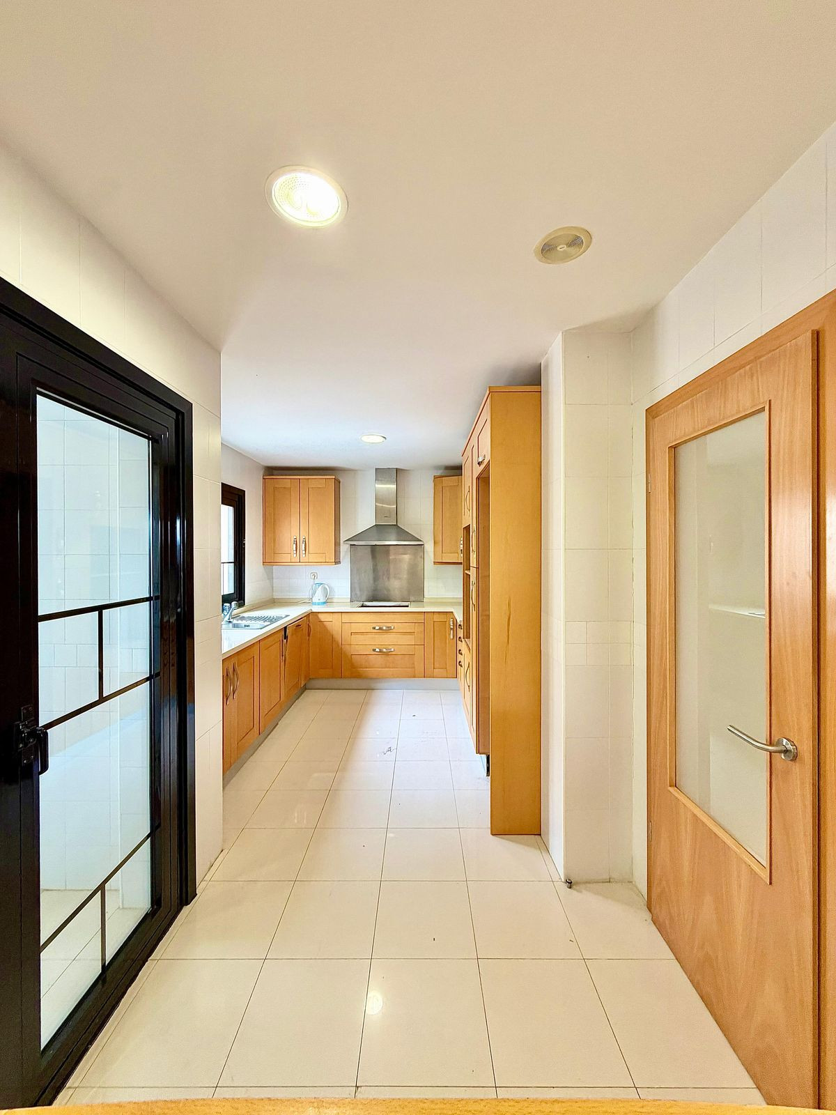 4 Bed Apartment for sale in Puerto Banús Costa Del Sol, Málaga, Spain