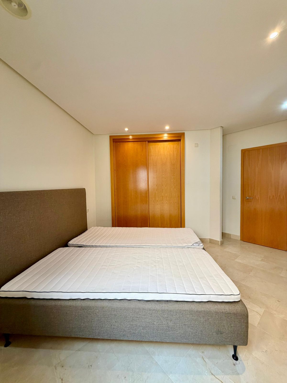 4 Bed Apartment for sale in Puerto Banús Costa Del Sol, Málaga, Spain