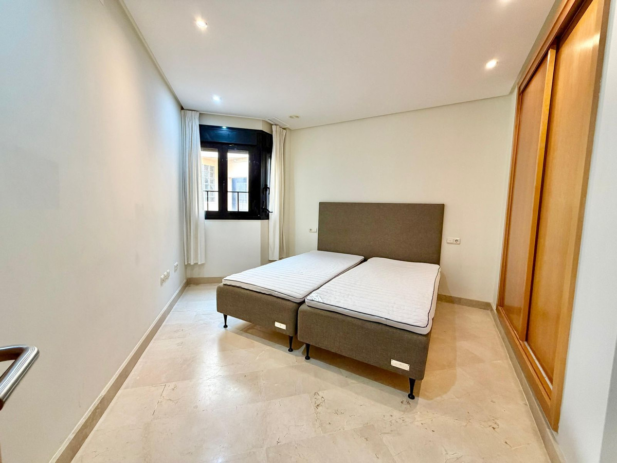 4 Bed Apartment for sale in Puerto Banús Costa Del Sol, Málaga, Spain