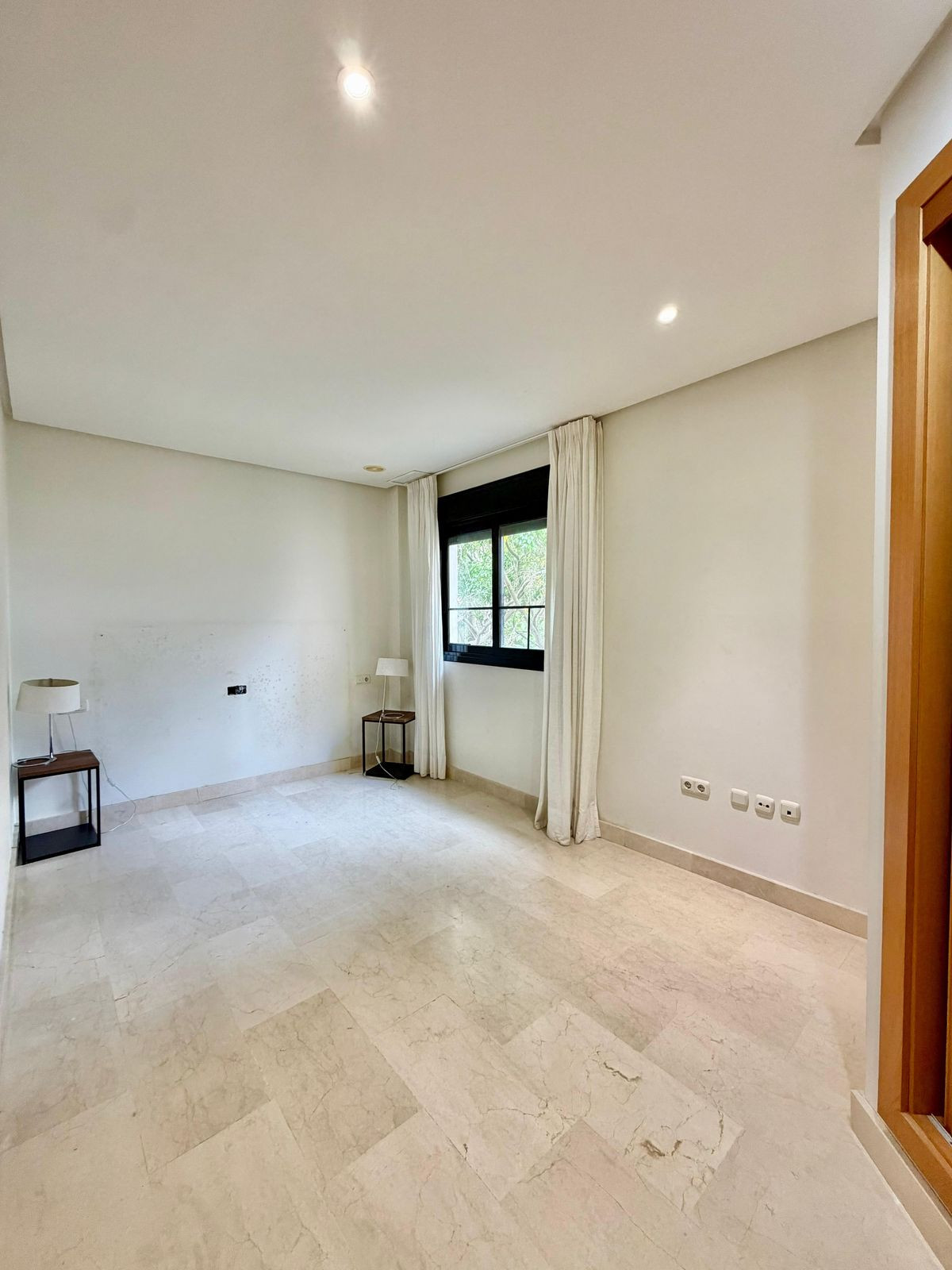 4 Bed Apartment for sale in Puerto Banús Costa Del Sol, Málaga, Spain