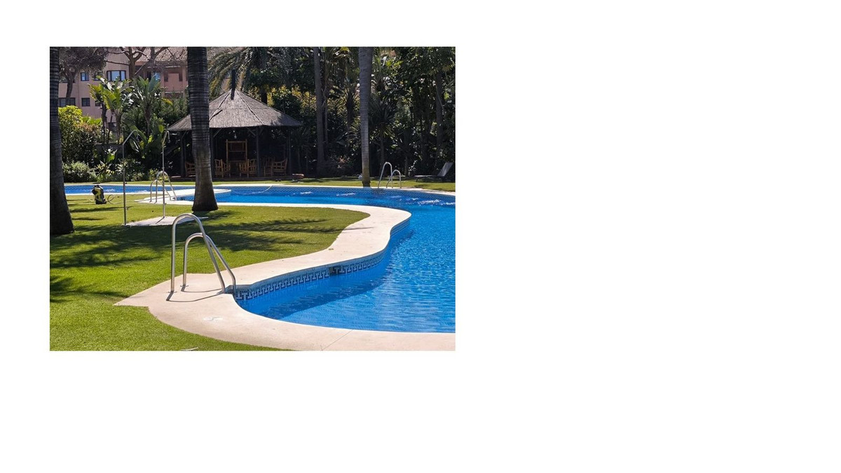 4 Bed Apartment for sale in Puerto Banús Costa Del Sol, Málaga, Spain