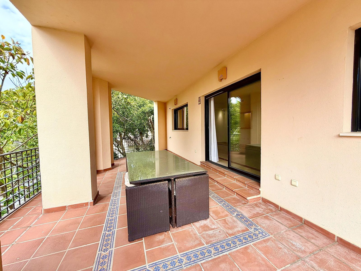 4 Bed Apartment for sale in Puerto Banús Costa Del Sol, Málaga, Spain