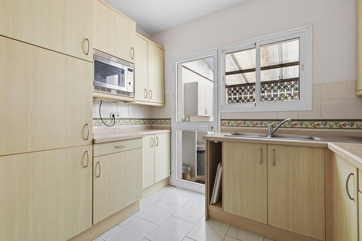 3 Bed Townhouse for sale in Guadalmina Baja Costa Del Sol, Málaga, Spain