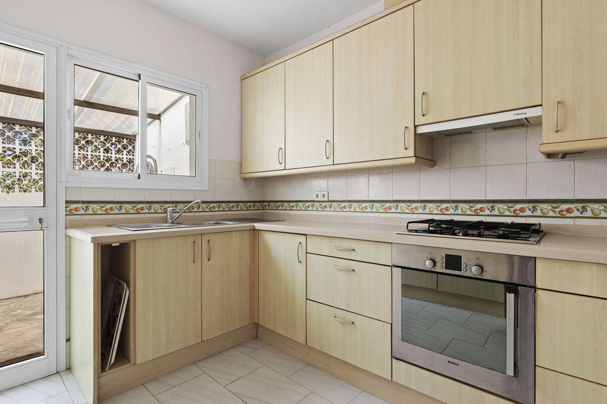 3 Bed Townhouse for sale in Guadalmina Baja Costa Del Sol, Málaga, Spain