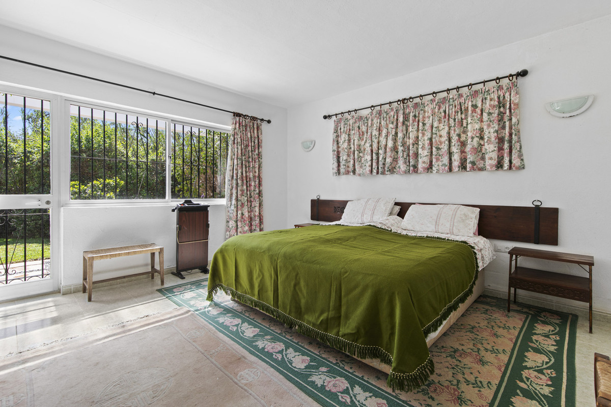 3 Bed Townhouse for sale in Guadalmina Baja Costa Del Sol, Málaga, Spain