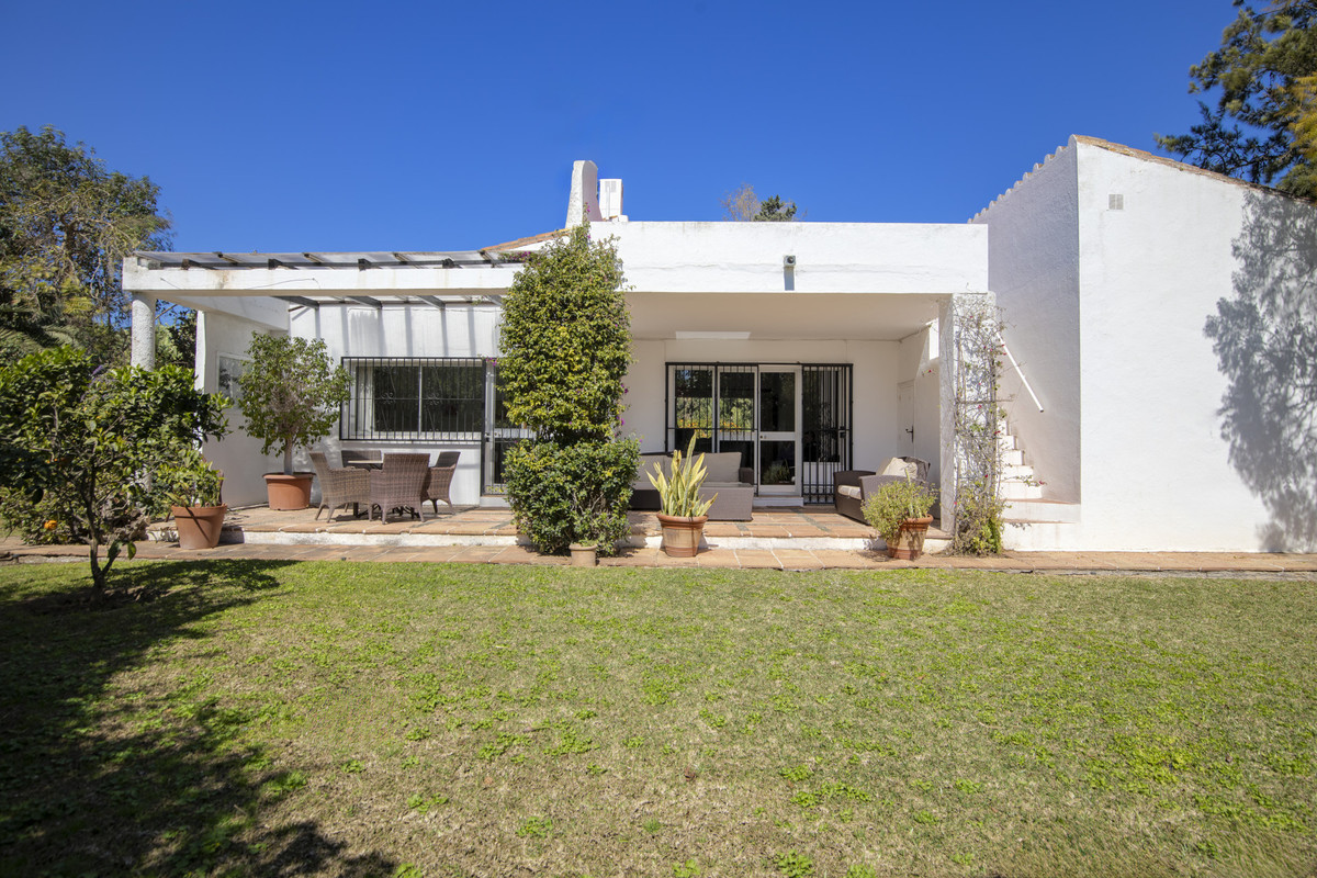 3 Bed Townhouse for sale in Guadalmina Baja Costa Del Sol, Málaga, Spain