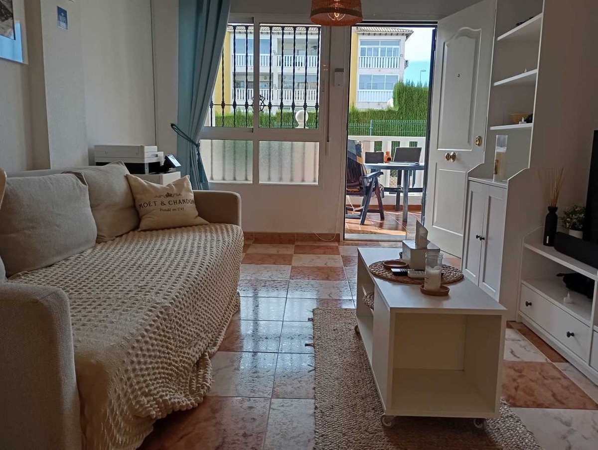 Se vende Apartamento Planta Baja de 2 dormitorios en Costa Blanca, Alicante, España
