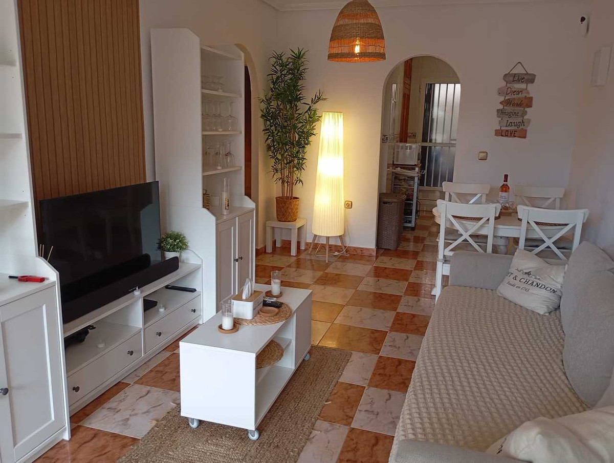 Se vende Apartamento Planta Baja de 2 dormitorios en Costa Blanca, Alicante, España