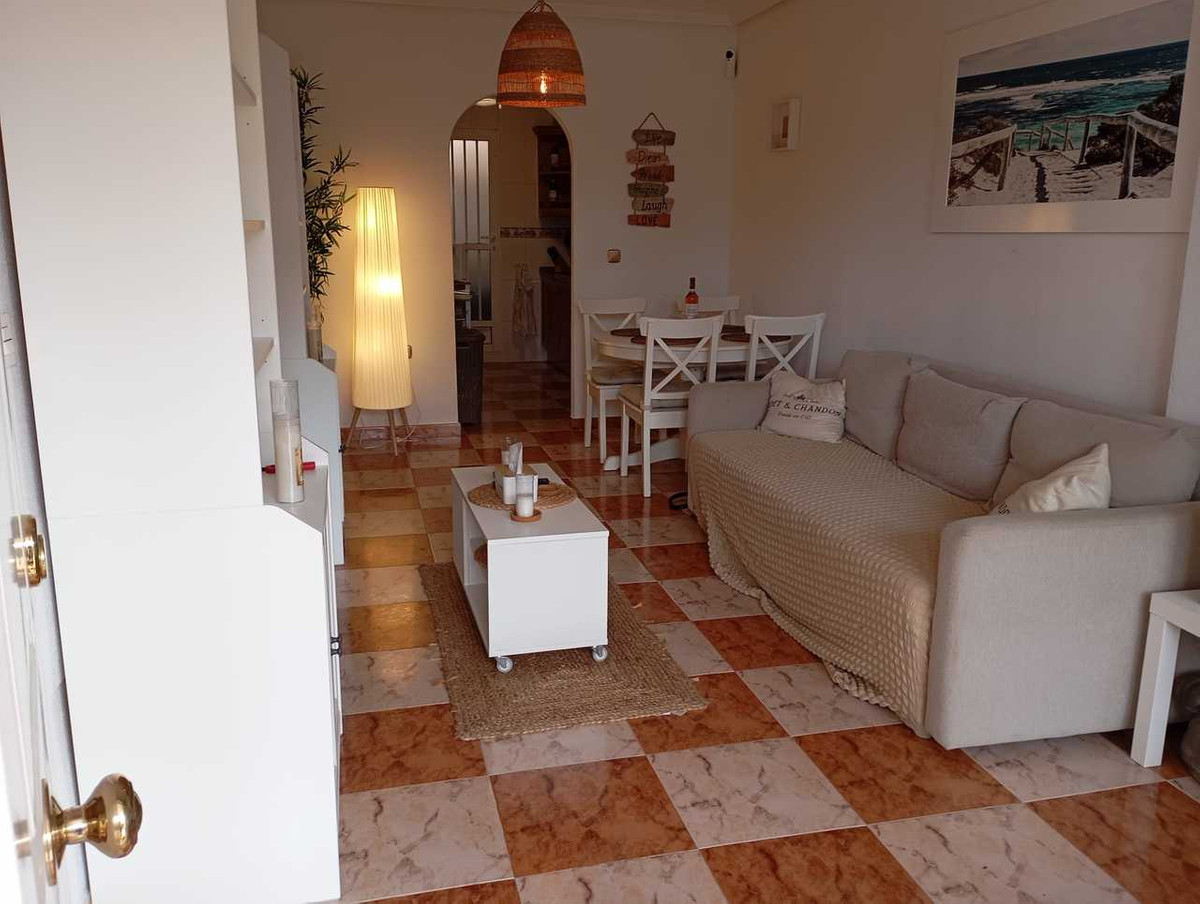 Se vende Apartamento Planta Baja de 2 dormitorios en Costa Blanca, Alicante, España