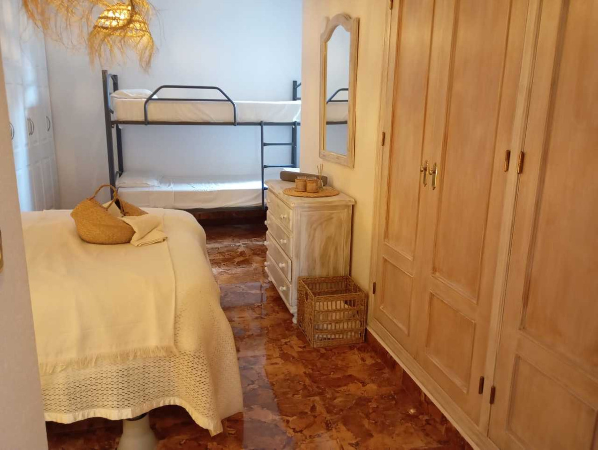 Se vende Apartamento Planta Baja de 2 dormitorios en Costa Blanca, Alicante, España
