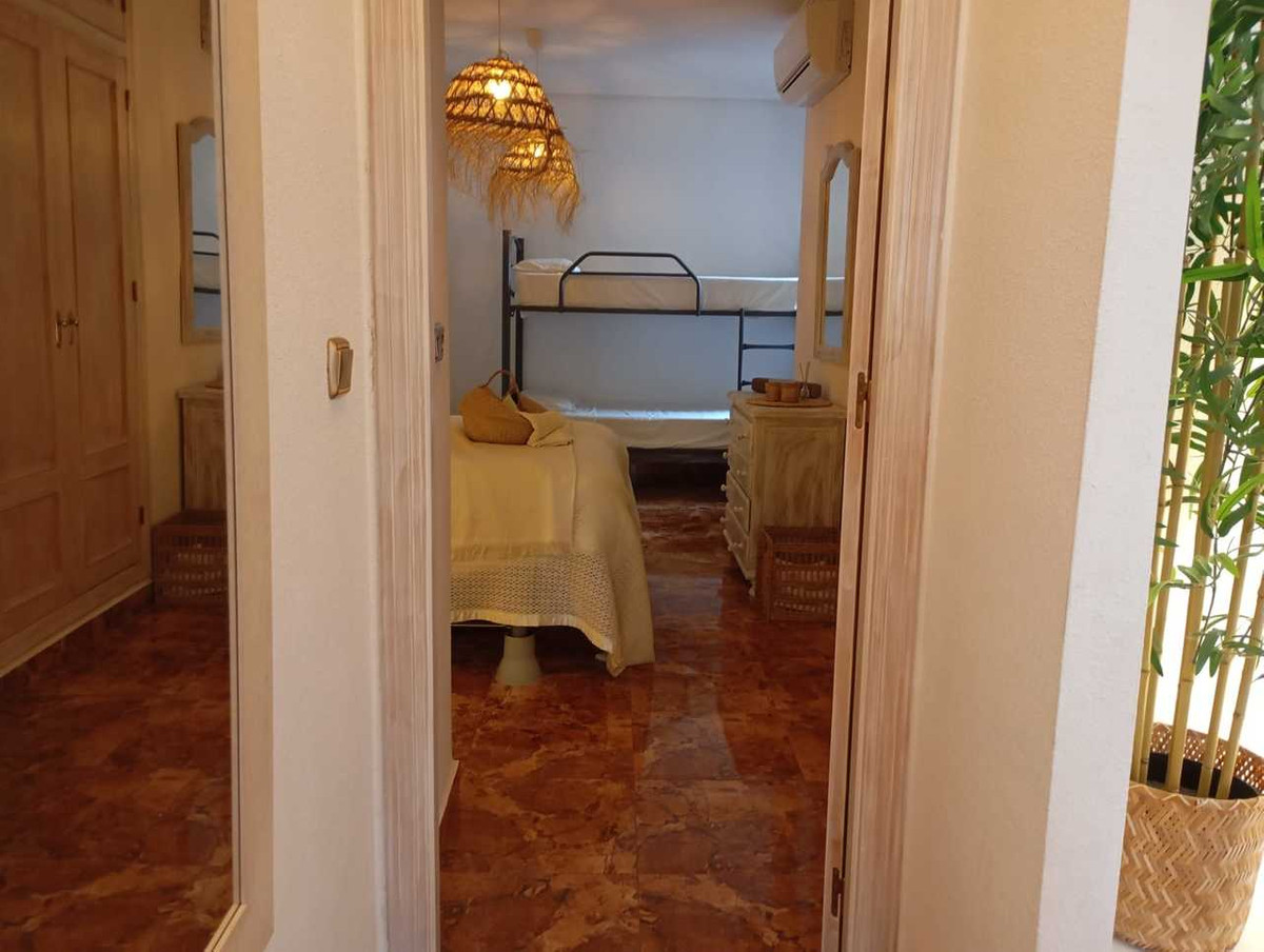 Se vende Apartamento Planta Baja de 2 dormitorios en Costa Blanca, Alicante, España