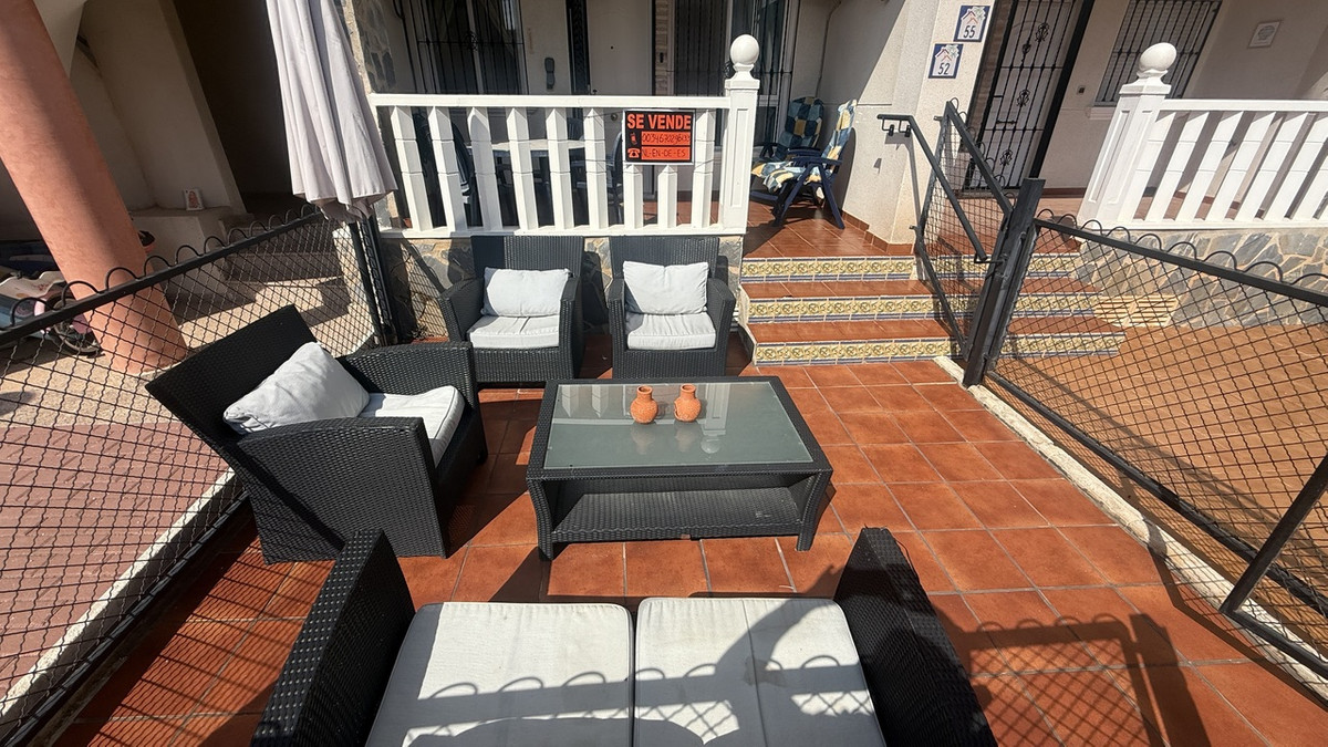 Se vende Apartamento Planta Baja de 2 dormitorios en Costa Blanca, Alicante, España