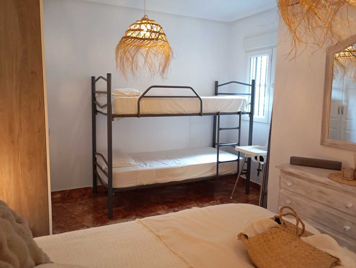 Se vende Apartamento Planta Baja de 2 dormitorios en Costa Blanca, Alicante, España