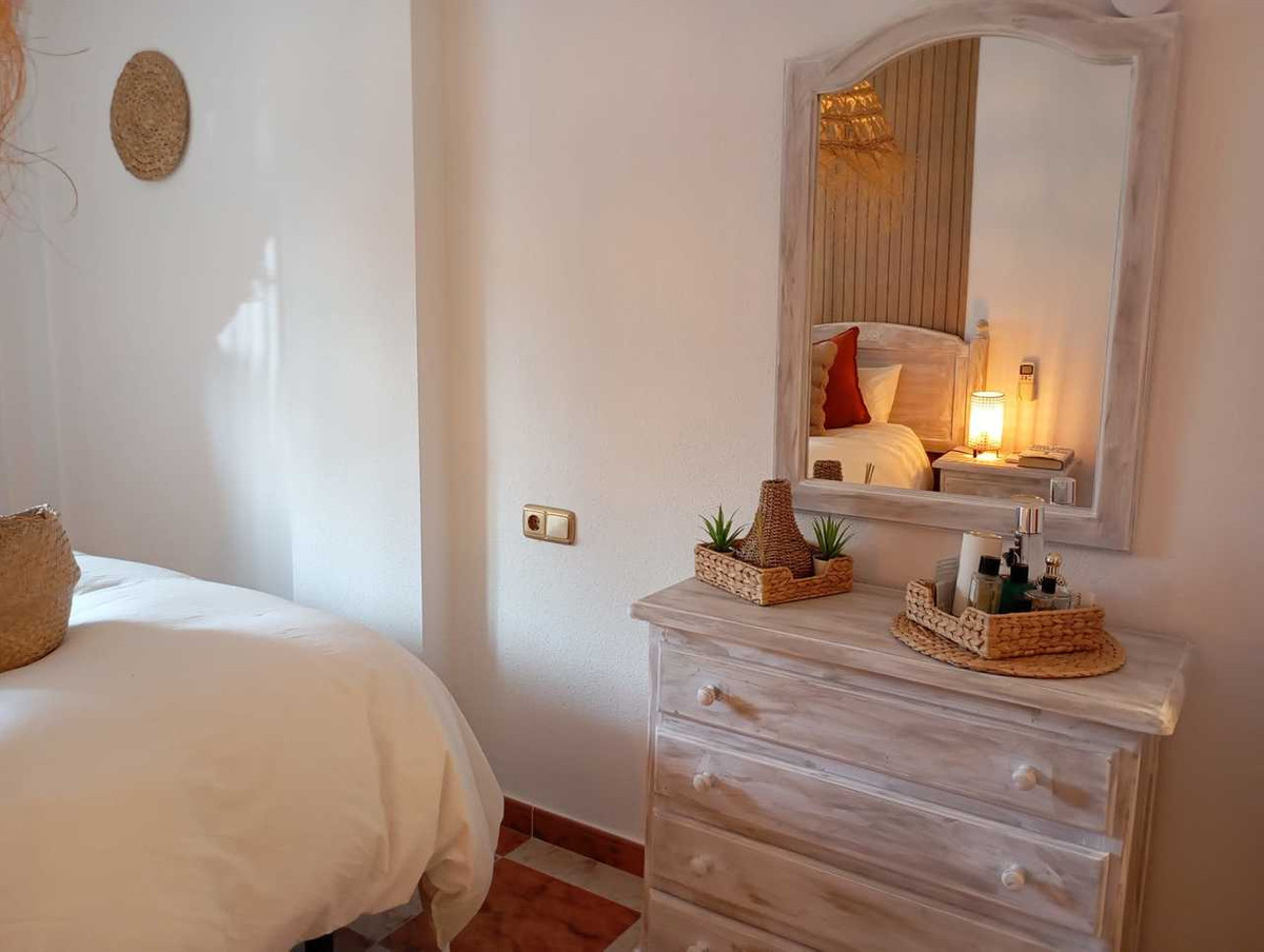 Se vende Apartamento Planta Baja de 2 dormitorios en Costa Blanca, Alicante, España
