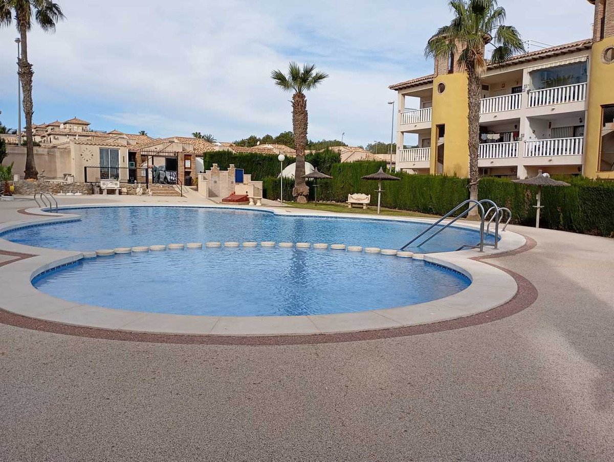 Se vende Apartamento Planta Baja de 2 dormitorios en Costa Blanca, Alicante, España