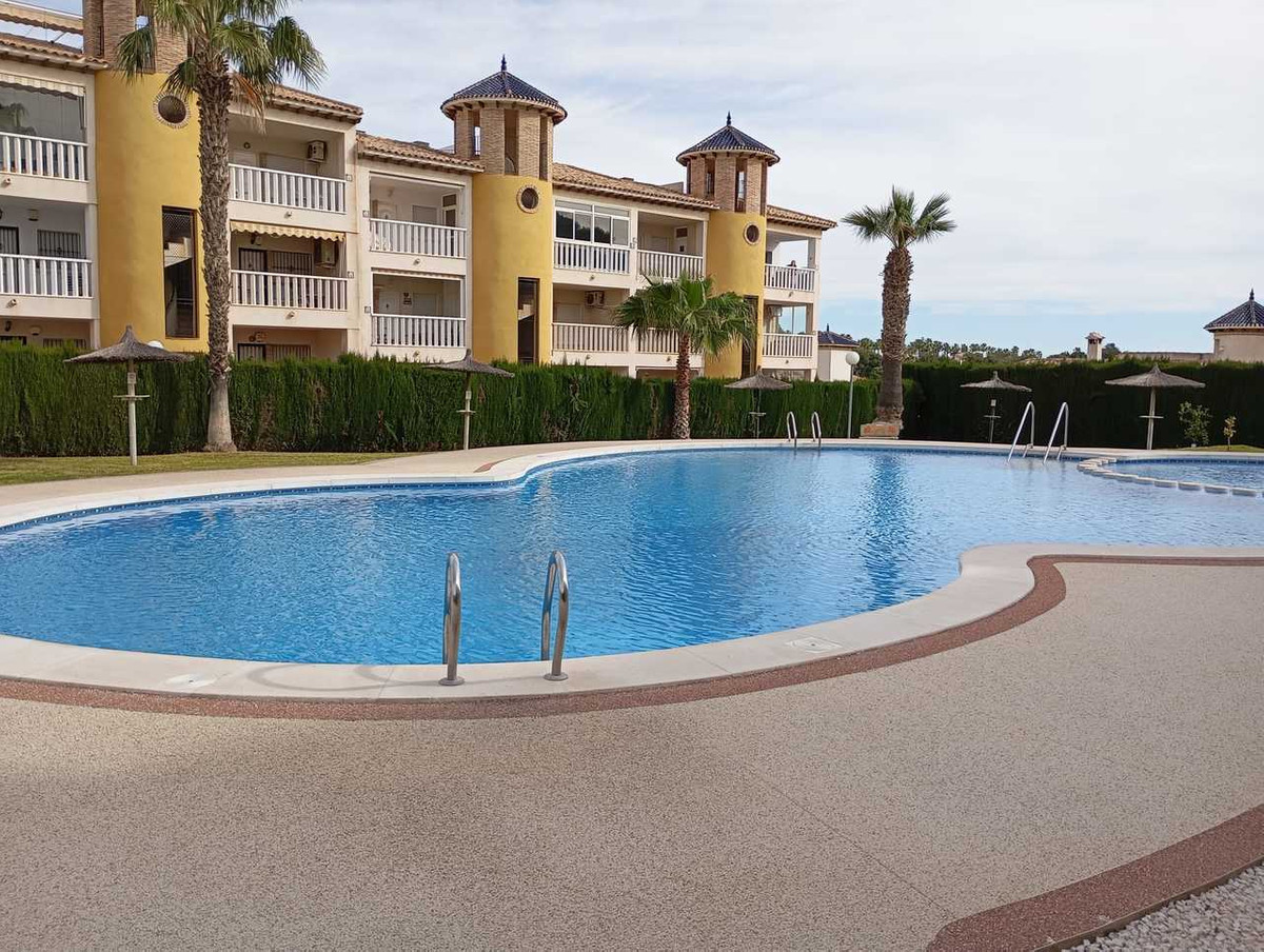 Se vende Apartamento Planta Baja de 2 dormitorios en Costa Blanca, Alicante, España