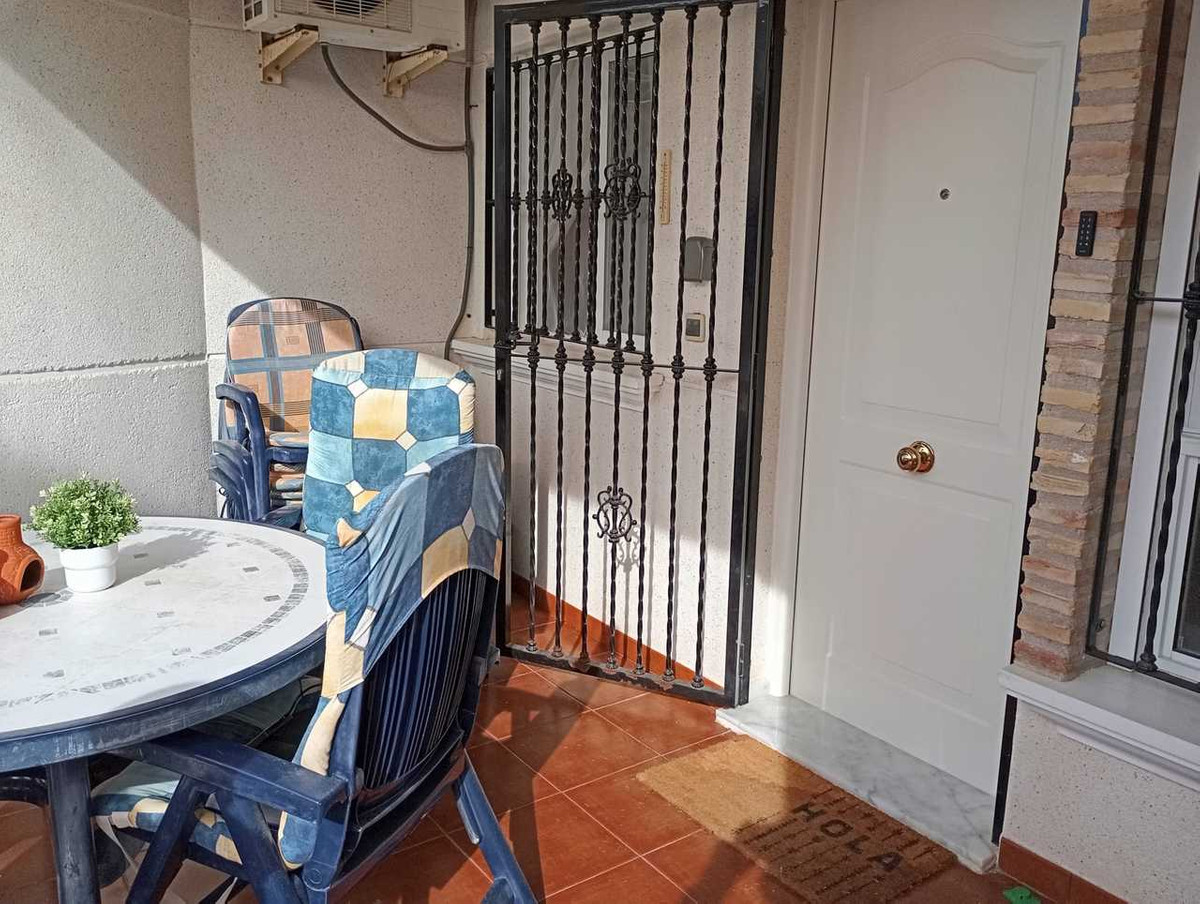 Se vende Apartamento Planta Baja de 2 dormitorios en Costa Blanca, Alicante, España