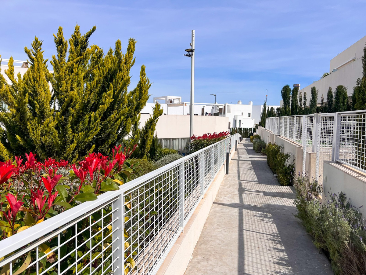2 Bed Apartment for sale in Los Balcones Costa Blanca, Alicante, Spain