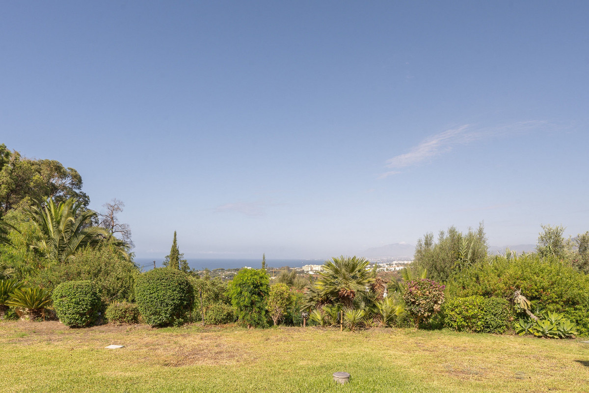 5 Bed Townhouse for sale in Marbella Costa Del Sol, Málaga, Spain