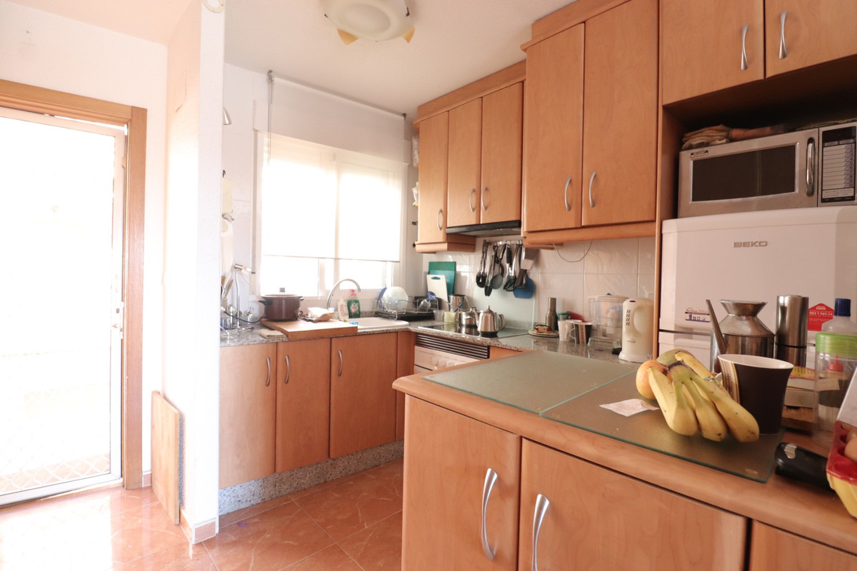 Se vende Apartamento en Planta Última de 3 dormitorios en Costa Blanca, Alicante, España
