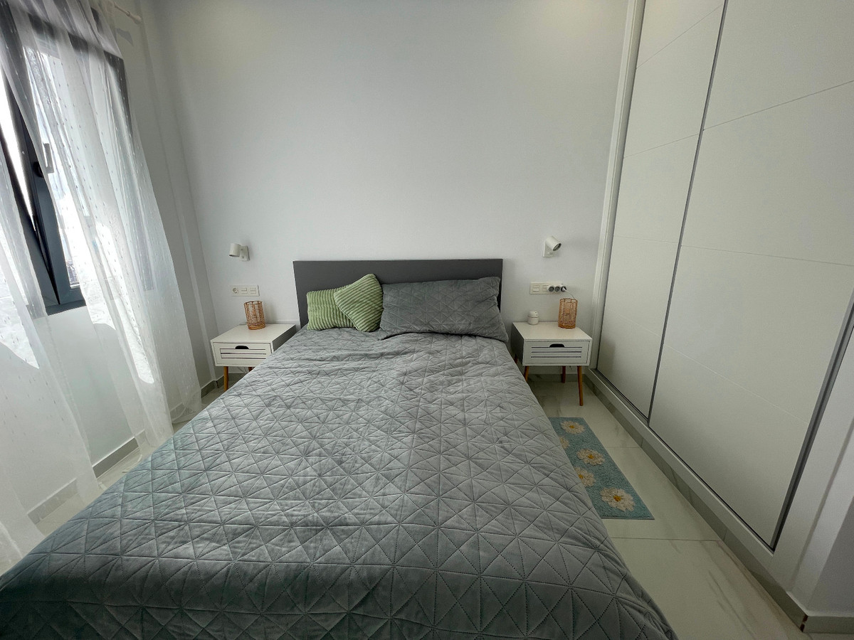 Se vende Villa - Chalet de 3 dormitorios en Costa Blanca, Alicante, España