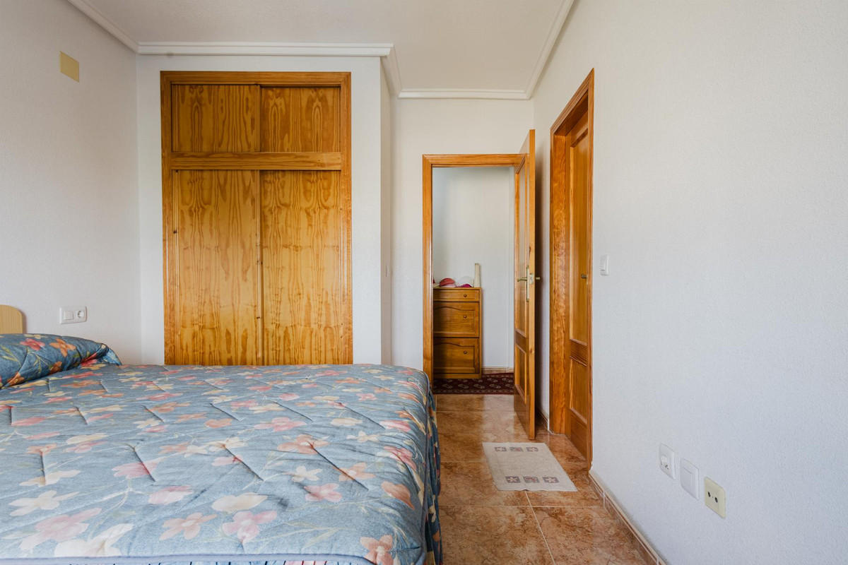 Se vende Apartamento Planta Media de 3 dormitorios en Costa Blanca, Alicante, España