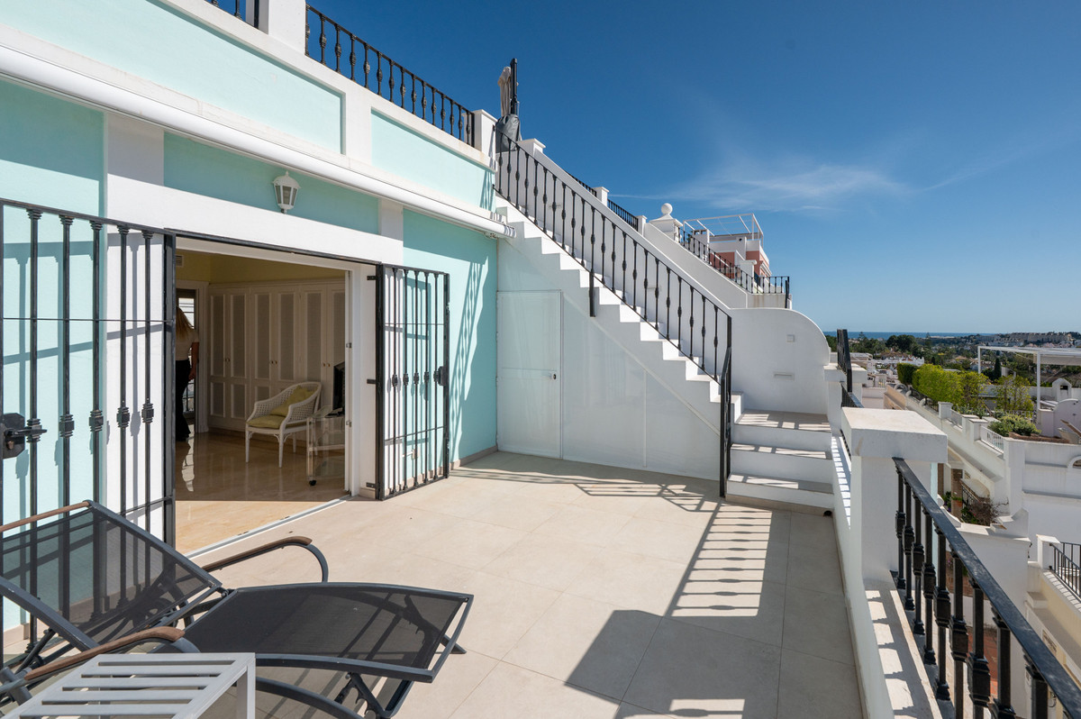 3 Bed Townhouse for sale in Nueva Andalucía Costa Del Sol, Málaga, Spain
