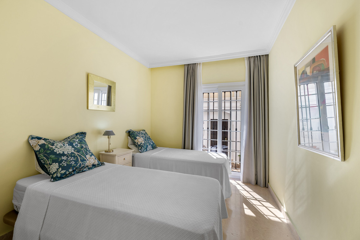 3 Bed Townhouse for sale in Nueva Andalucía Costa Del Sol, Málaga, Spain