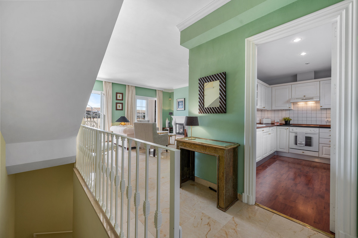 3 Bed Townhouse for sale in Nueva Andalucía Costa Del Sol, Málaga, Spain