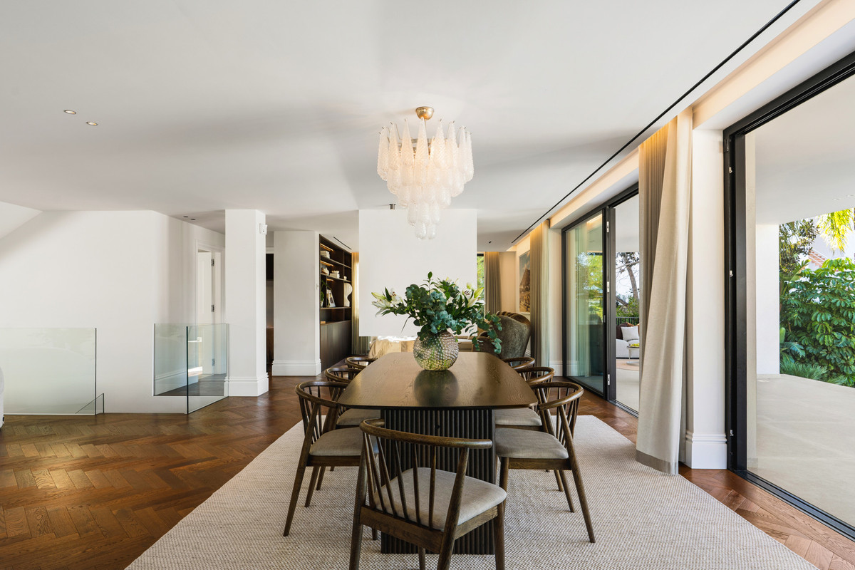 Se vende Villa - Chalet de 6 dormitorios en Costa Del Sol, Málaga, España