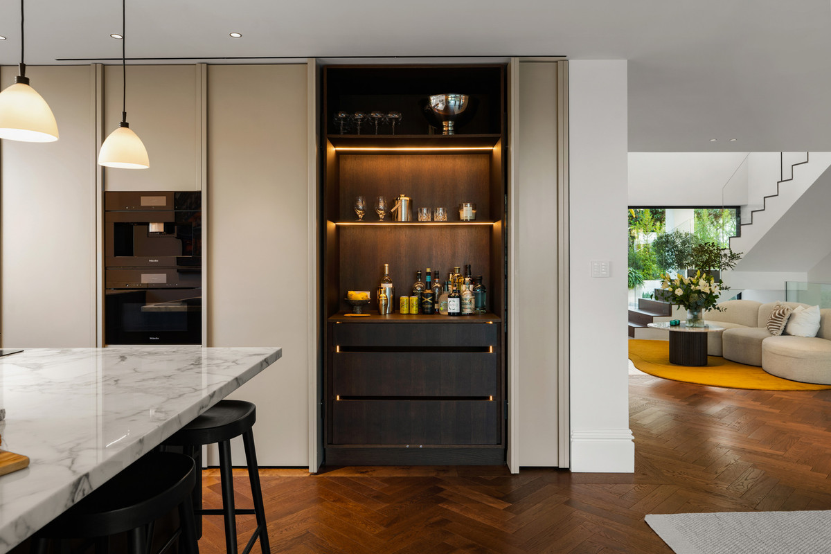 Se vende Villa - Chalet de 6 dormitorios en Costa Del Sol, Málaga, España