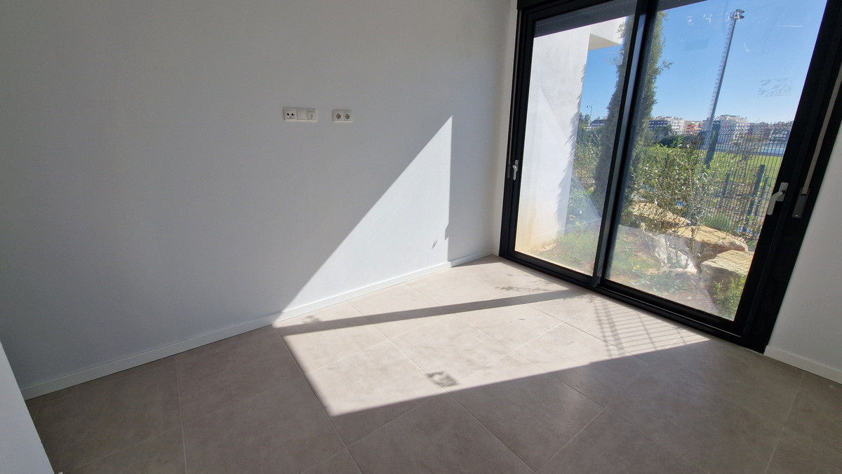 3 Bed Apartment for sale in Estepona Costa Del Sol, Málaga, Spain