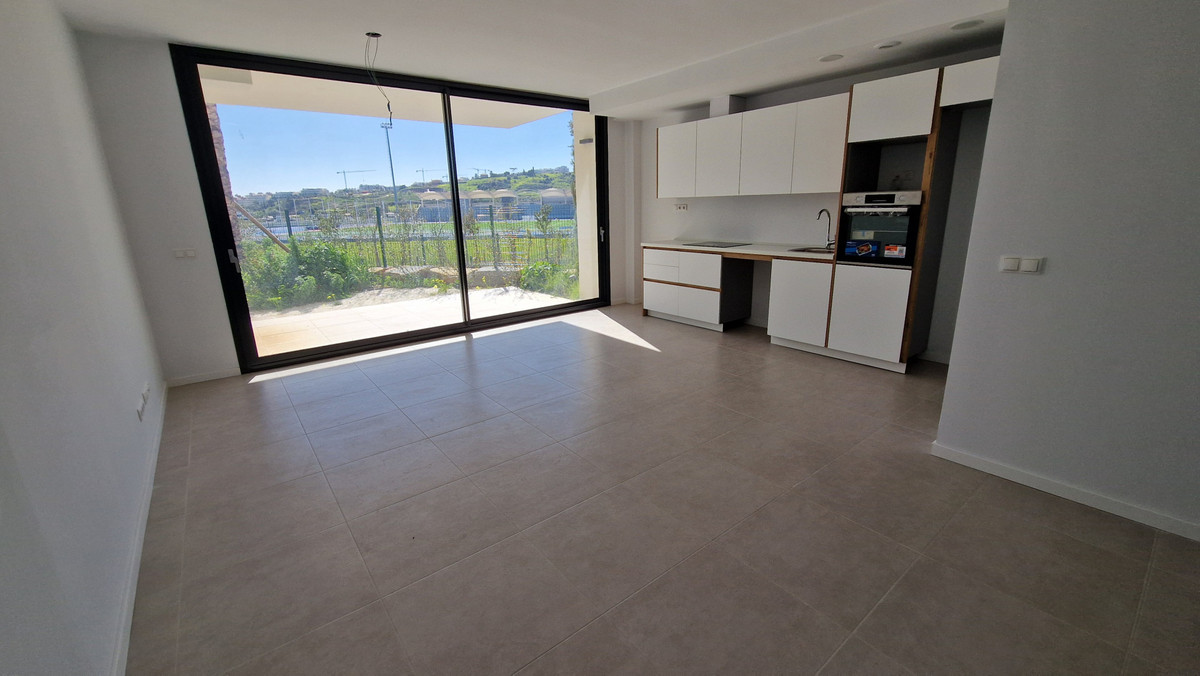 3 Bed Apartment for sale in Estepona Costa Del Sol, Málaga, Spain