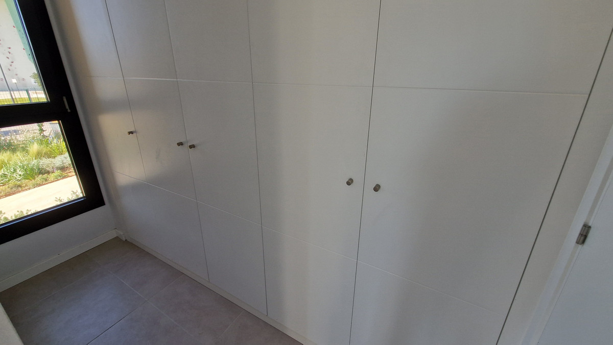 3 Bed Apartment for sale in Estepona Costa Del Sol, Málaga, Spain