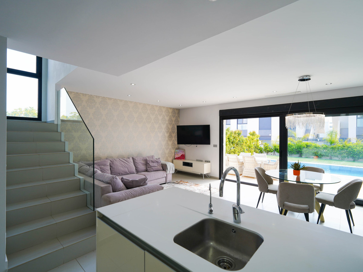 3 Bed Townhouse for sale in Ciudad Quesada Costa Blanca, Alicante, Spain