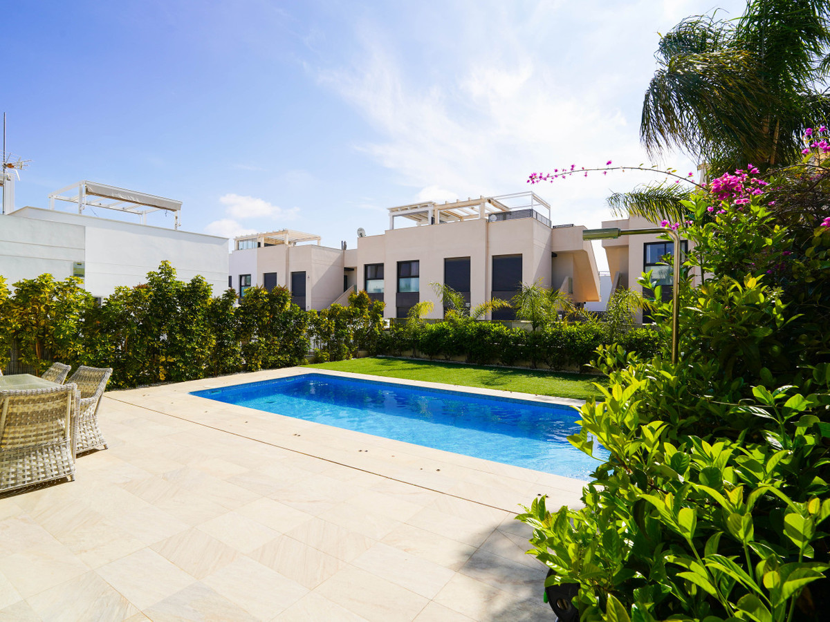 3 Bed Townhouse for sale in Ciudad Quesada Costa Blanca, Alicante, Spain
