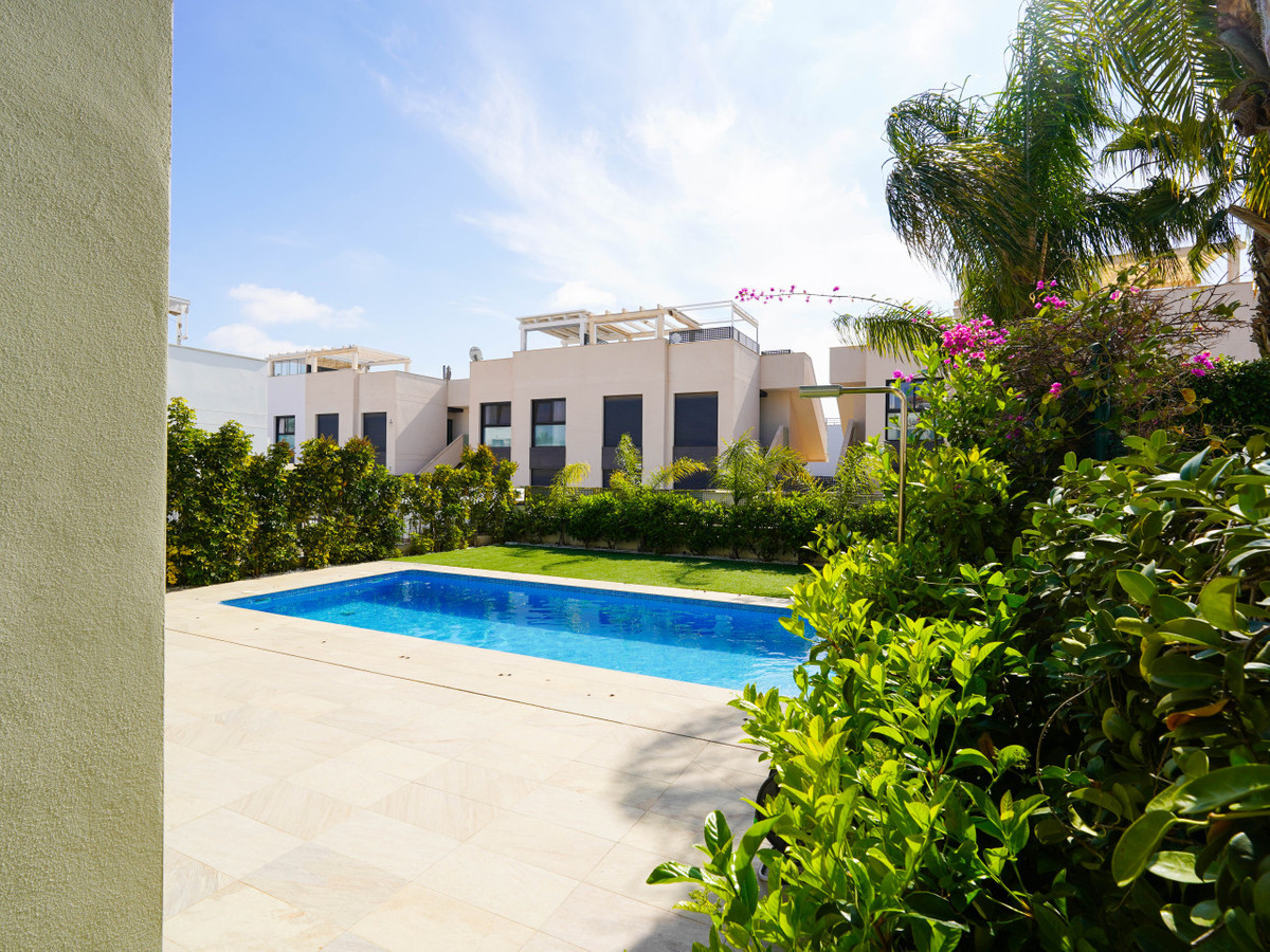 3 Bed Townhouse for sale in Ciudad Quesada Costa Blanca, Alicante, Spain