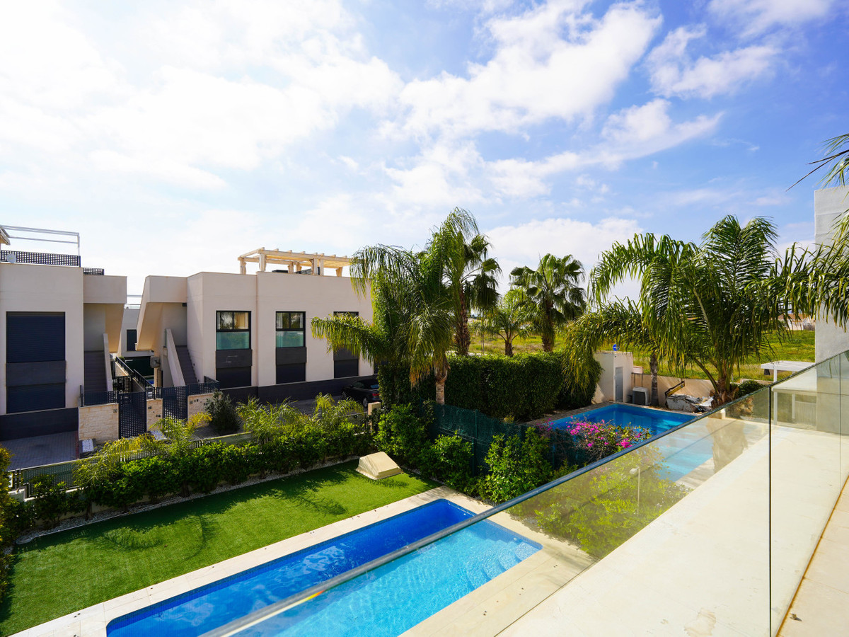 3 Bed Townhouse for sale in Ciudad Quesada Costa Blanca, Alicante, Spain